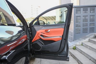 2025款 EV 600KM四驱激光雷达旗舰型-空间-图片-有驾