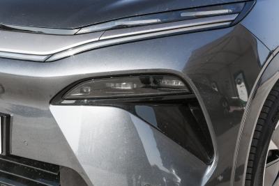 2025款 EV 600KM四驱激光雷达旗舰型-外观-图片-有驾
