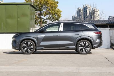2025款 EV 600KM四驱激光雷达旗舰型-外观-图片-有驾