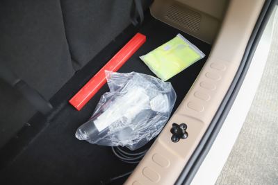 2025款 四门版 301km 臻享+款-外观-图片-有驾