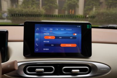 2025款 四门版 臻享+款-内饰-图片-有驾