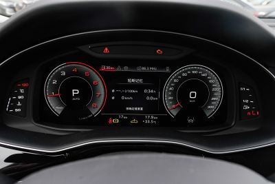 2025款 45 TFSI quattro S line运动型-内饰-图片-有驾