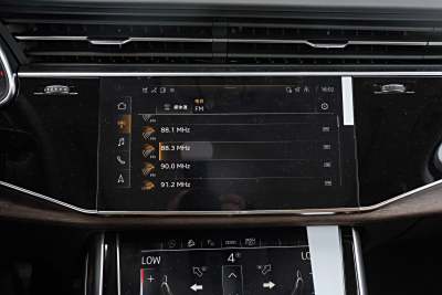 2025款 45 TFSI quattro S line运动型-内饰-图片-有驾