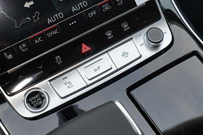 2025款 45 TFSI quattro S line运动型-内饰-图片-有驾