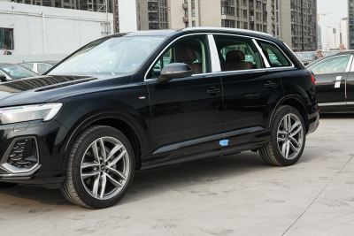 2025款 45 TFSI quattro S line运动型-外观-图片-有驾