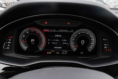 2025款 45 TFSI quattro S line运动型-内饰-图片-有驾