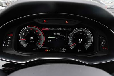 2025款 45 TFSI quattro S line运动型-内饰-图片-有驾