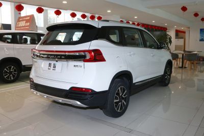 2024款 盛世款 1.6L CVT追梦版 五座-外观-图片-有驾