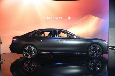 2023款 740Li 领先型 M运动套装-外观-图片-有驾