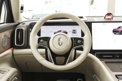 2025款 增程 Ultra版 52kWh 5座版-内饰-图片-有驾