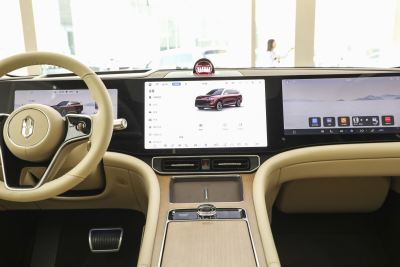 2025款 增程 Ultra版 52kWh 5座版-内饰-图片-有驾