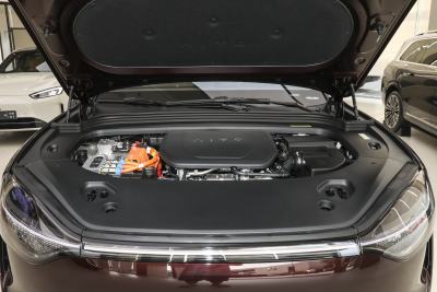 2025款 增程 Ultra版 52kWh 5座版-外观-图片-有驾