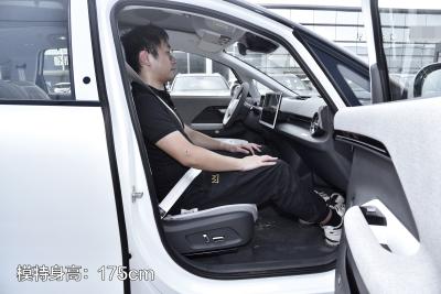 2023款 亲子版Pro-空间-图片-有驾