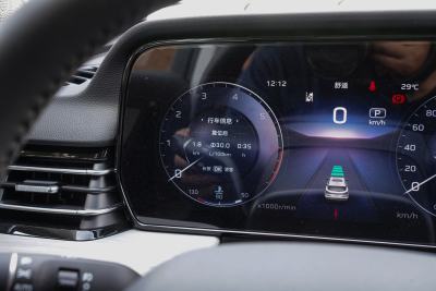 2025款 2.0T 两驱玄影版-内饰-图片-有驾 2025款 2.0T 两驱玄影版-内饰-图片-有驾