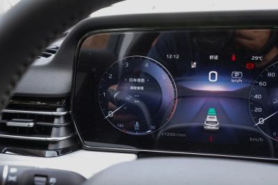 2025款 2.0T 两驱玄影版-内饰-图片-有驾 2025款 2.0T 两驱玄影版-内饰-图片-有驾