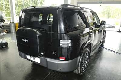 2025款 190KM四驱Ultra版-外观-图片-有驾