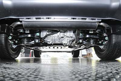 2025款 190KM四驱Ultra版-外观-图片-有驾