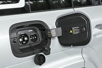 2025款 190KM四驱Ultra版-外观-图片-有驾