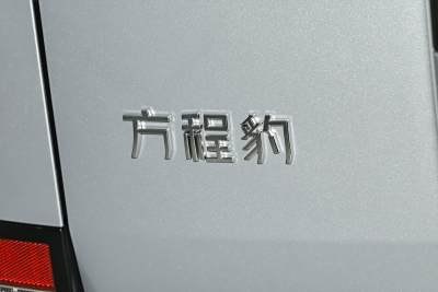 2025款 190KM四驱Ultra版-外观-图片-有驾