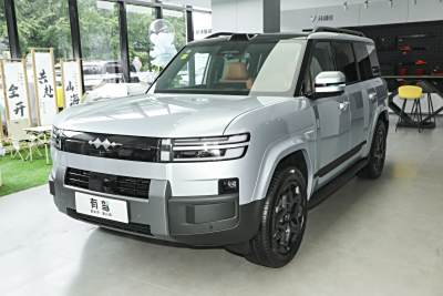 2025款 190KM四驱Ultra版-外观-图片-有驾