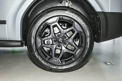 2025款 190KM四驱Ultra版-外观-图片-有驾