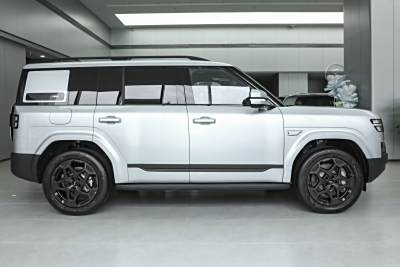 2025款 190KM四驱Ultra版-外观-图片-有驾