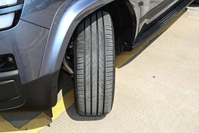 2025款 190KM四驱Ultra版-外观-图片-有驾