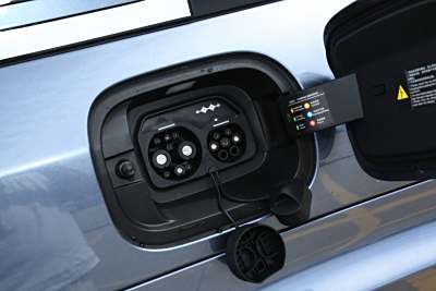 2025款 190KM四驱Ultra版-外观-图片-有驾