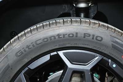 2025款 190KM四驱Ultra版-外观-图片-有驾