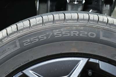 2025款 190KM四驱Ultra版-外观-图片-有驾