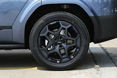 2025款 190KM四驱Ultra版-外观-图片-有驾