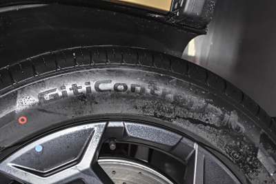 2025款 190KM四驱Ultra版-外观-图片-有驾