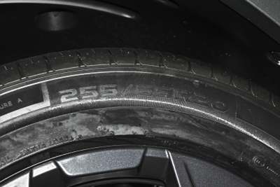 2025款 190KM四驱Ultra版-外观-图片-有驾