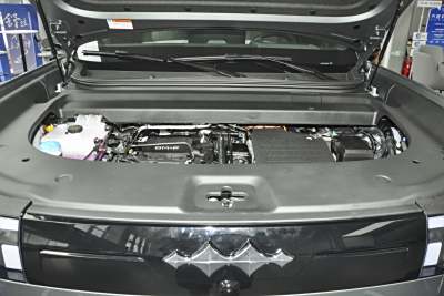 2025款 190KM四驱Ultra版-外观-图片-有驾