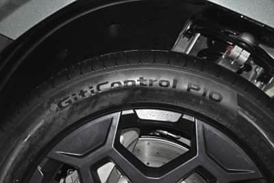 2025款 190KM四驱Ultra版-外观-图片-有驾