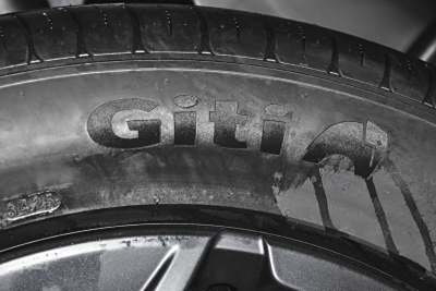 2025款 190KM四驱Ultra版-外观-图片-有驾