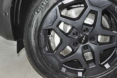 2025款 190KM四驱Ultra版-外观-图片-有驾