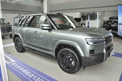 2025款 190KM四驱Ultra版-外观-图片-有驾