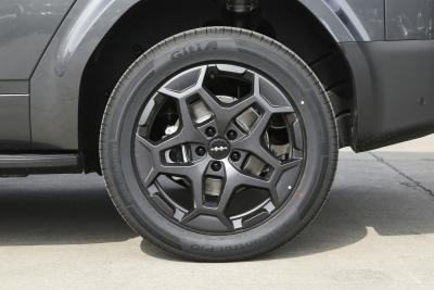 2025款 190KM四驱Ultra版-外观-图片-有驾