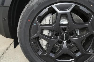 2025款 190KM四驱Ultra版-外观-图片-有驾