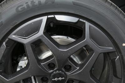 2025款 190KM四驱Ultra版-外观-图片-有驾