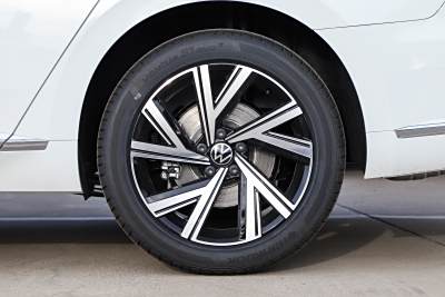 2026款 3000万辆甄选款 330TSI 炫目-外观-图片-有驾