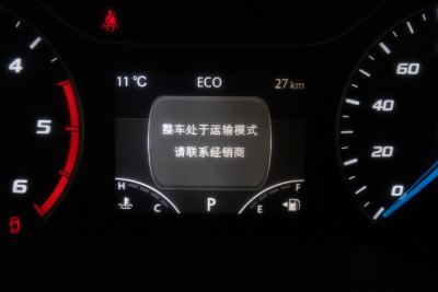 2023款 2.0T 自动短轴中顶商运型多功能乘用车6座-内饰-图片-有驾