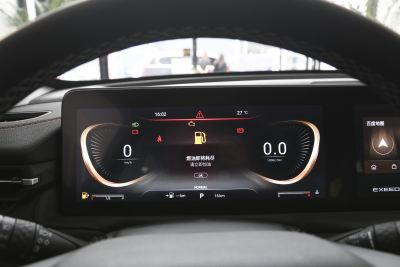 2021款 超能四驱版 1.6T 四驱超能1号-内饰-图片-有驾
