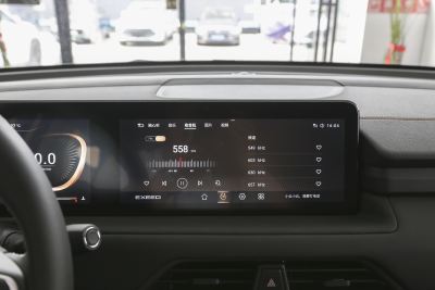 2021款 超能四驱版 1.6T 四驱超能1号-内饰-图片-有驾