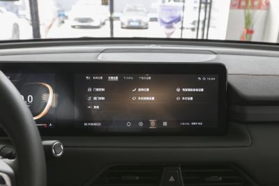 2021款 超能四驱版 1.6T 四驱超能1号-内饰-图片-有驾