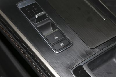 2021款 超能四驱版 1.6T 四驱超能1号-内饰-图片-有驾