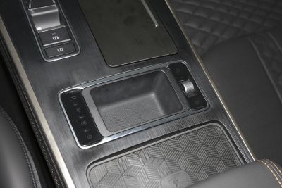 2021款 超能四驱版 1.6T 四驱超能1号-内饰-图片-有驾