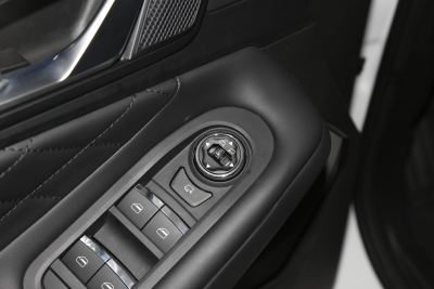 2021款 超能四驱版 1.6T 四驱超能1号-内饰-图片-有驾