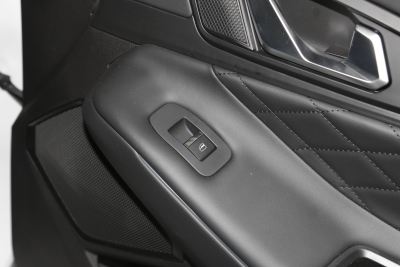 2021款 超能四驱版 1.6T 四驱超能1号-内饰-图片-有驾